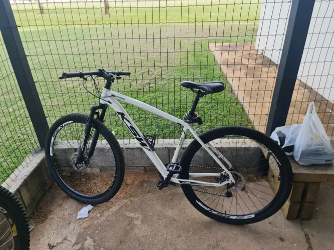 Bicicleta KSW Branca Aro 29