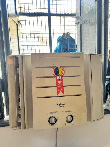 AR CONDICIONADO 127v