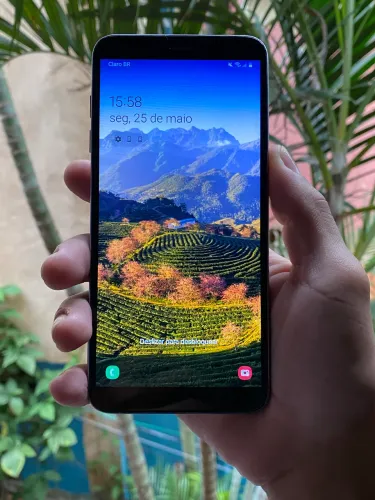 Galaxy J8
