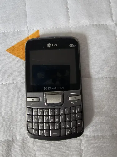 Celular LG antigo