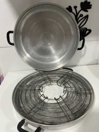 Vendo Churrasqueira Elétrica + Panela Elétrica - Pouco Uso