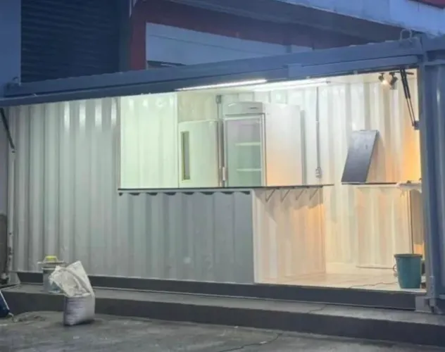 Container 6m pronto para café ou bar com Banheiro!