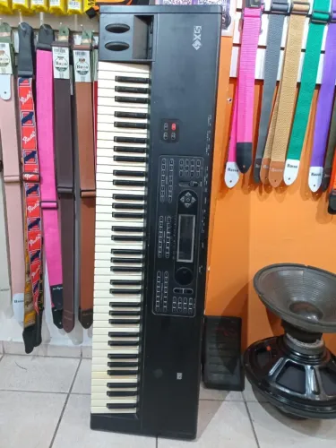 Teclado General Music SX3 tirar prças SUCATA!!!