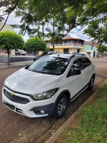Chevrolet Onix Activ 1.4 8V Flex Mec. 4P 2017