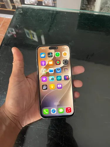 Iphone 15 pro max face id off