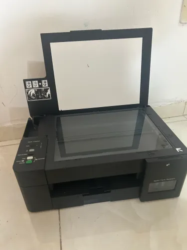Impressora Brother quebrada- disponível para reaproveitamento de peças