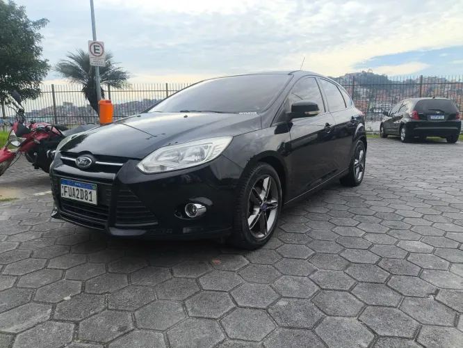 Ford Focus 1.6 S/se/se Plus Flex 8v/16v 5P 2015