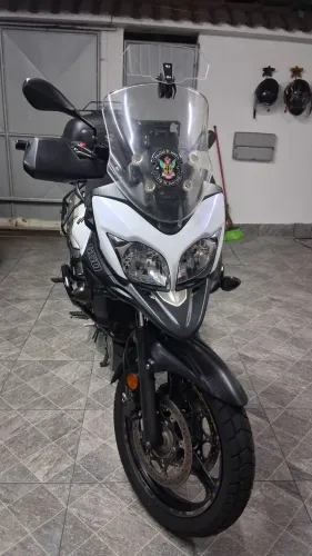 Suzuki V-STROM 650