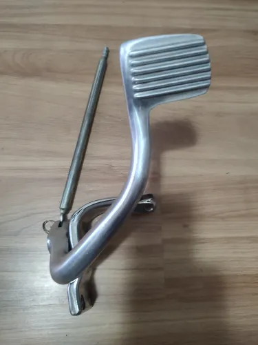 Pedal de freio Harley Davidson Dyna original