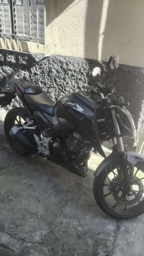 Cb 300f 2024 Preta cbs 20250km