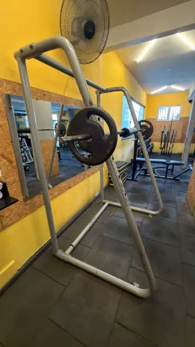 Aparelhos de musculação