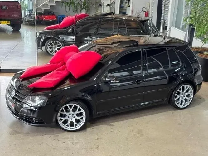 Volkswagen Golf 2.0/2.0 T. Flex Mec.(black & Silv) 2011