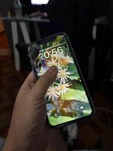 iPhone 11 64gb Lilás (Com Defeito)