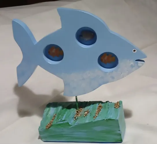 Peça artesanal decorativa simbolizando nossa fauna