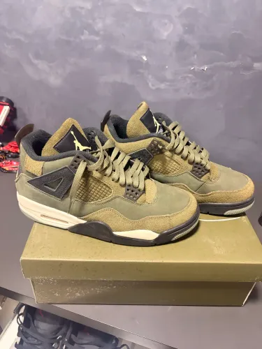 Air Jordan 4 Craft Medium Olive