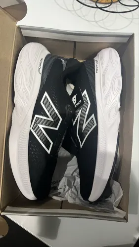 Vendo Tênis NB
