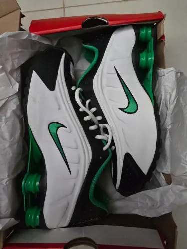 Nike shox r4 original (cada)