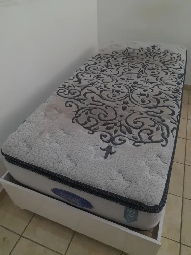 Colchão de Solteiro - pra ir rápido (1,88 m X 88 cm X 30 cm)