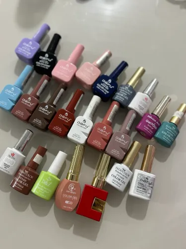 ESMALTES EM GEL