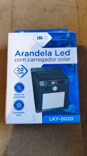 Luminária Arandela Solar LED Com Sensor De Movimento (20 LEDs) - Nova na Caixa