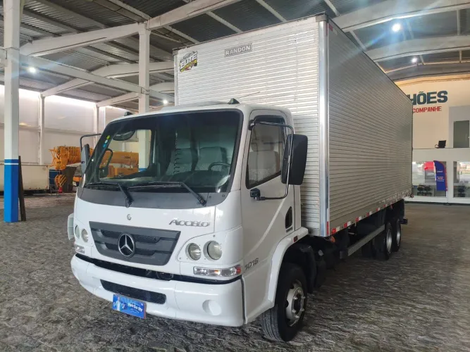 VENDO M.BENZ ACELO 1016 TRUCADA