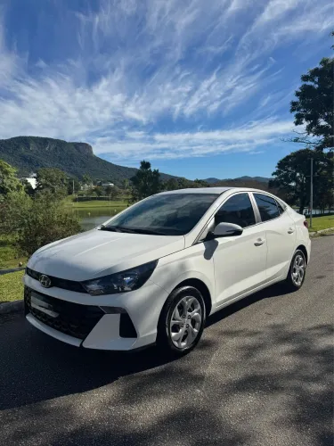 Hyundai HB20S Comfort Plus 1.0 Flex 12V Mec. 2025