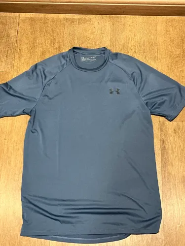 Camiseta Under Armour Tech 2.0