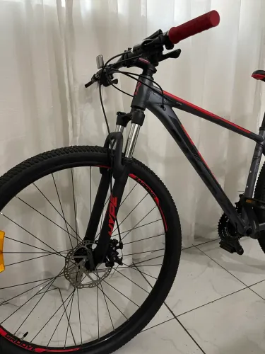 Bicicleta Groove Hype 10