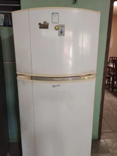 Vendo Geladeira Frost Free