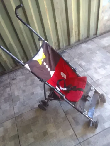 Carrinho de bebê passeio Cosco