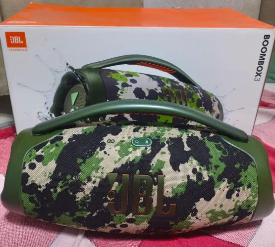 JBLbombox3