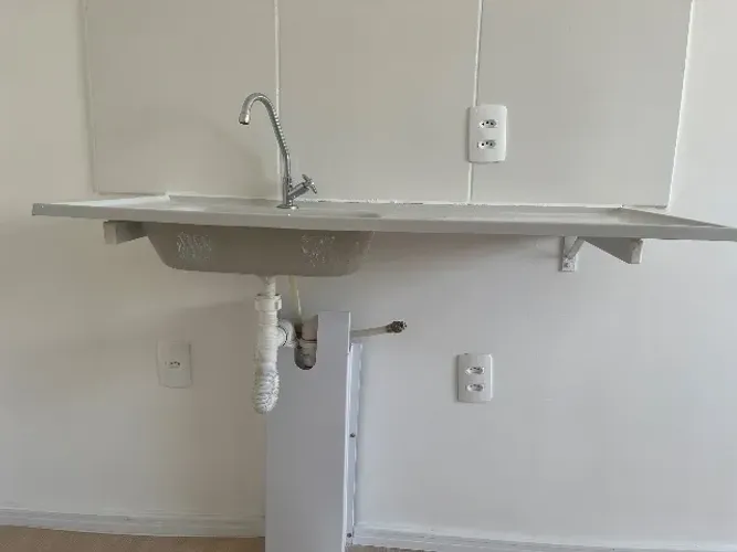 Pia com torneira para cozinha 