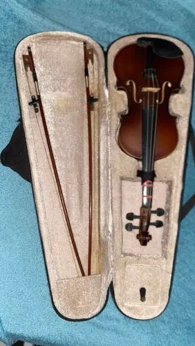vende-se violino vogga 4/4