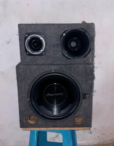 Caixa trio de 12 Pioneer 