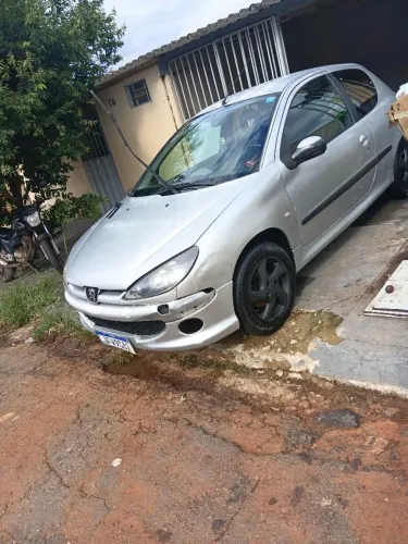 Peugeot 206 Soleil/quiksilver 1.0 16V 3P 2003