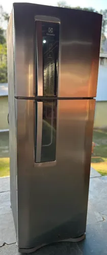 Geladeira Frost free Electrolux