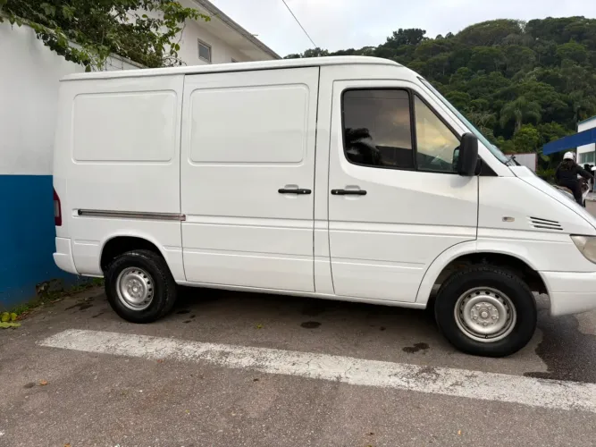 Mercedes-Benz Sprinter 311 Furgão Curto 2.2 Dies 2012