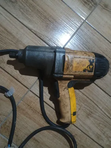 Chave de impacto 220v