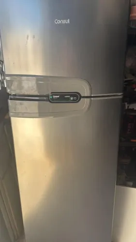 Geladeira Consul 220v