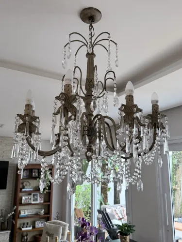 Lustre Clássico com Cristais - 8 Braços - Grande e Imponente