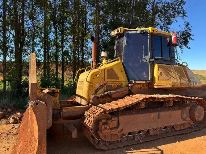 Trator de Esteira Komatsu D61EX-23 2017 - 11.800h 
