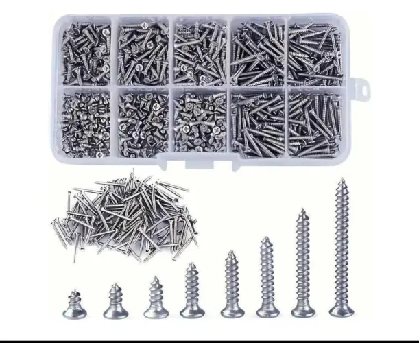 Parafusos autoatarraxantes, 800 unidades