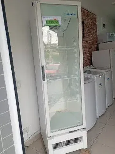 Geladeira expositora metal frio 324L branca 220v<br>
