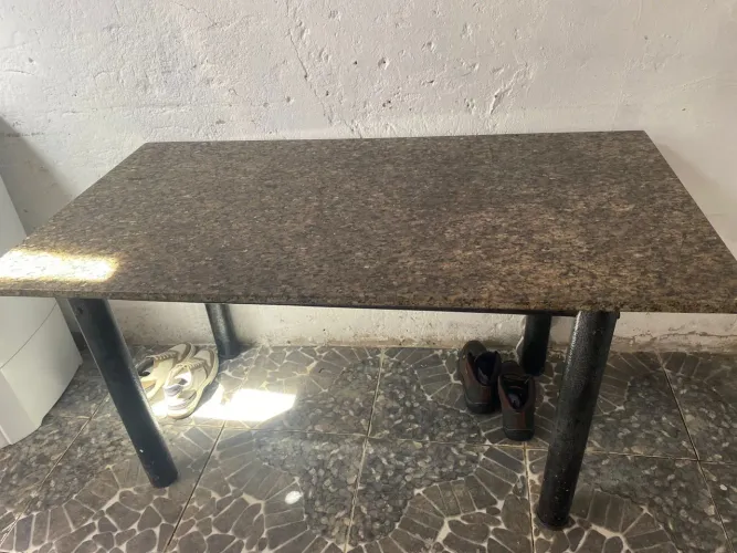 Mesa de mármore 