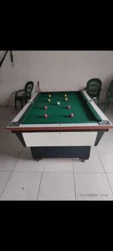 Mesa de cinuca semi nova