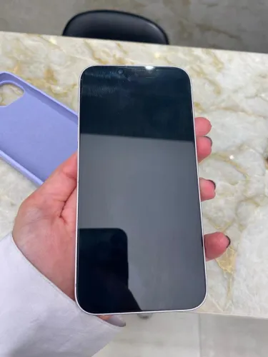 ? iPhone 14 Lavanda - 128 GB