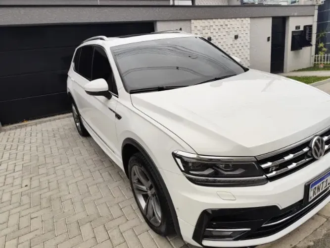 Volkswagen Tiguan Allspac R-line 350 TSI 2.0 4X4 2021