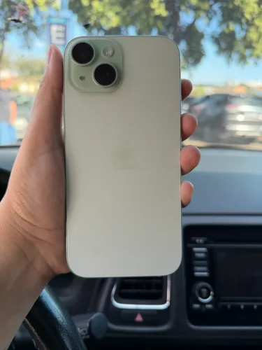 iPhone 15