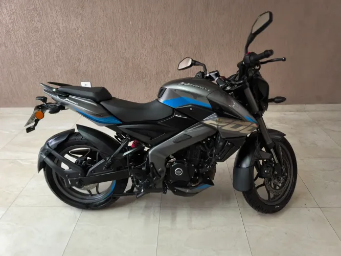 Bajaj Dominar 200 2025