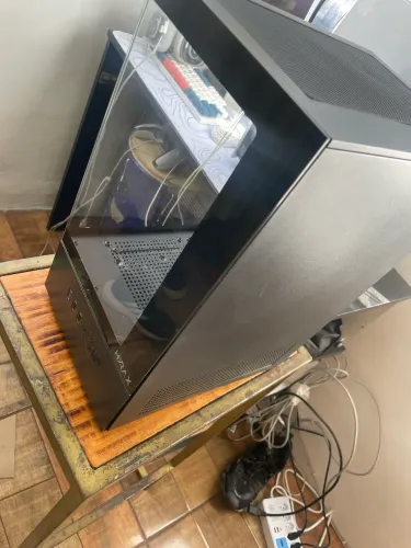 Gabinete gamer Hyrax HGB310